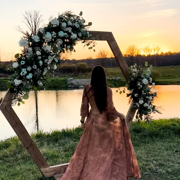 Dress - Picture 6 of 6